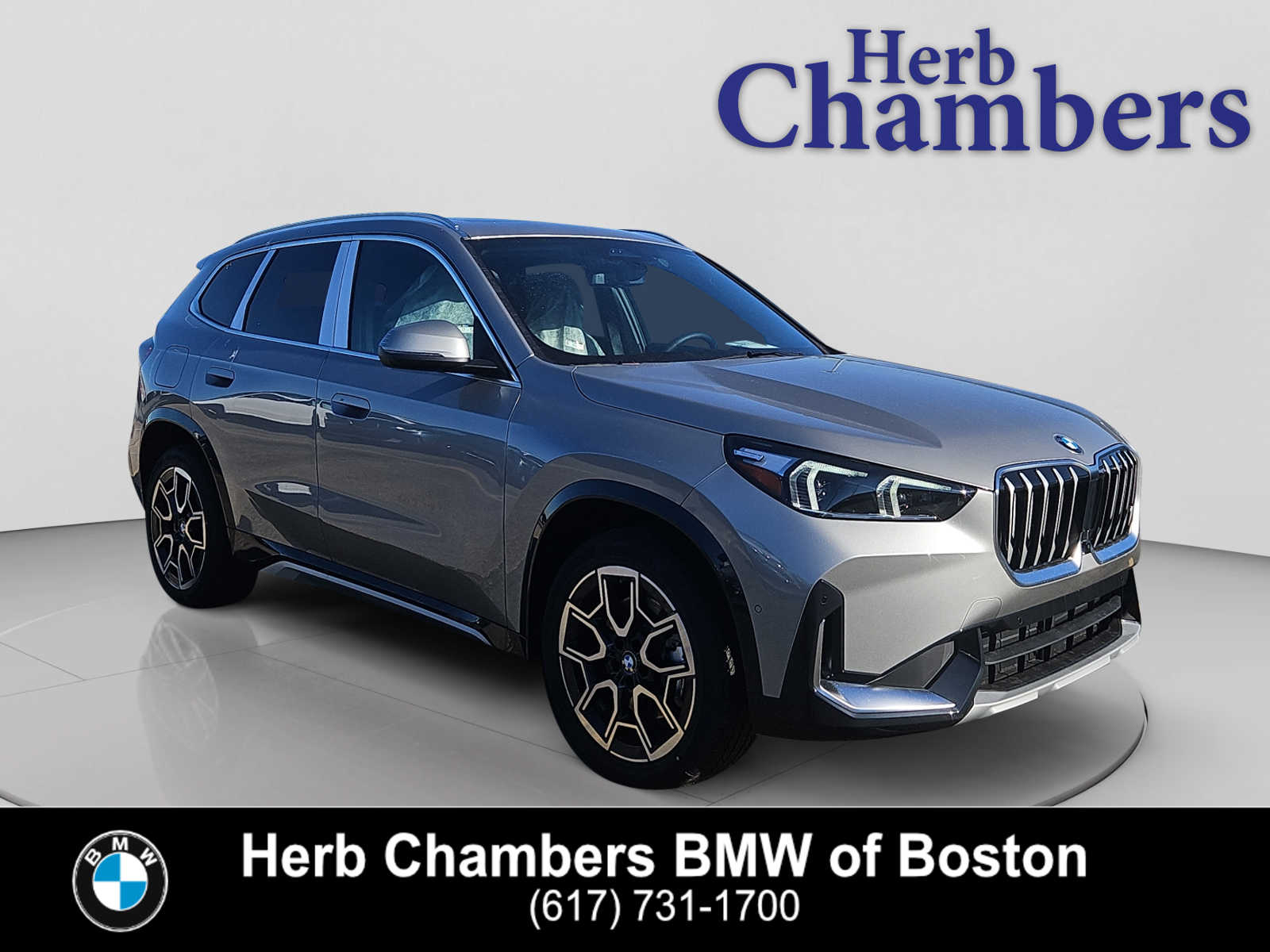 2026 BMW X1 28i's photo