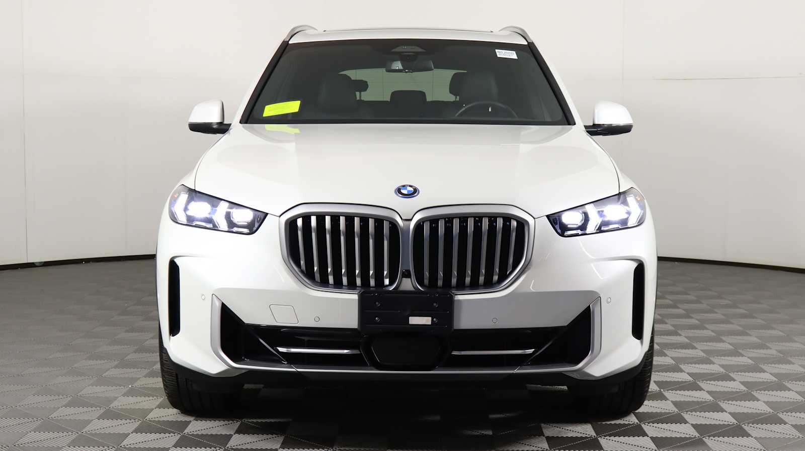 2025 Bmw X5 xDrive50e photo 2