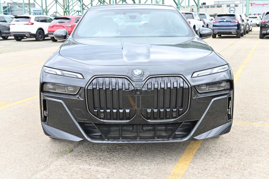 New 2026 BMW 740i xDrive Sedan