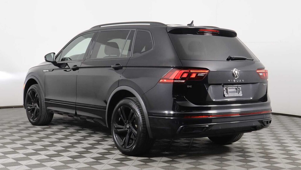 Used 2024 Volkswagen Tiguan 2.0T SE R-Line Black SUV