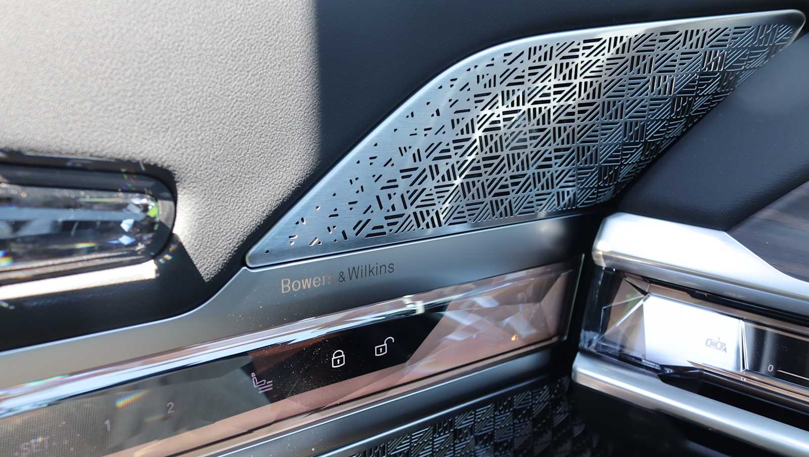 new 2026 BMW 760i car, priced at $138,760