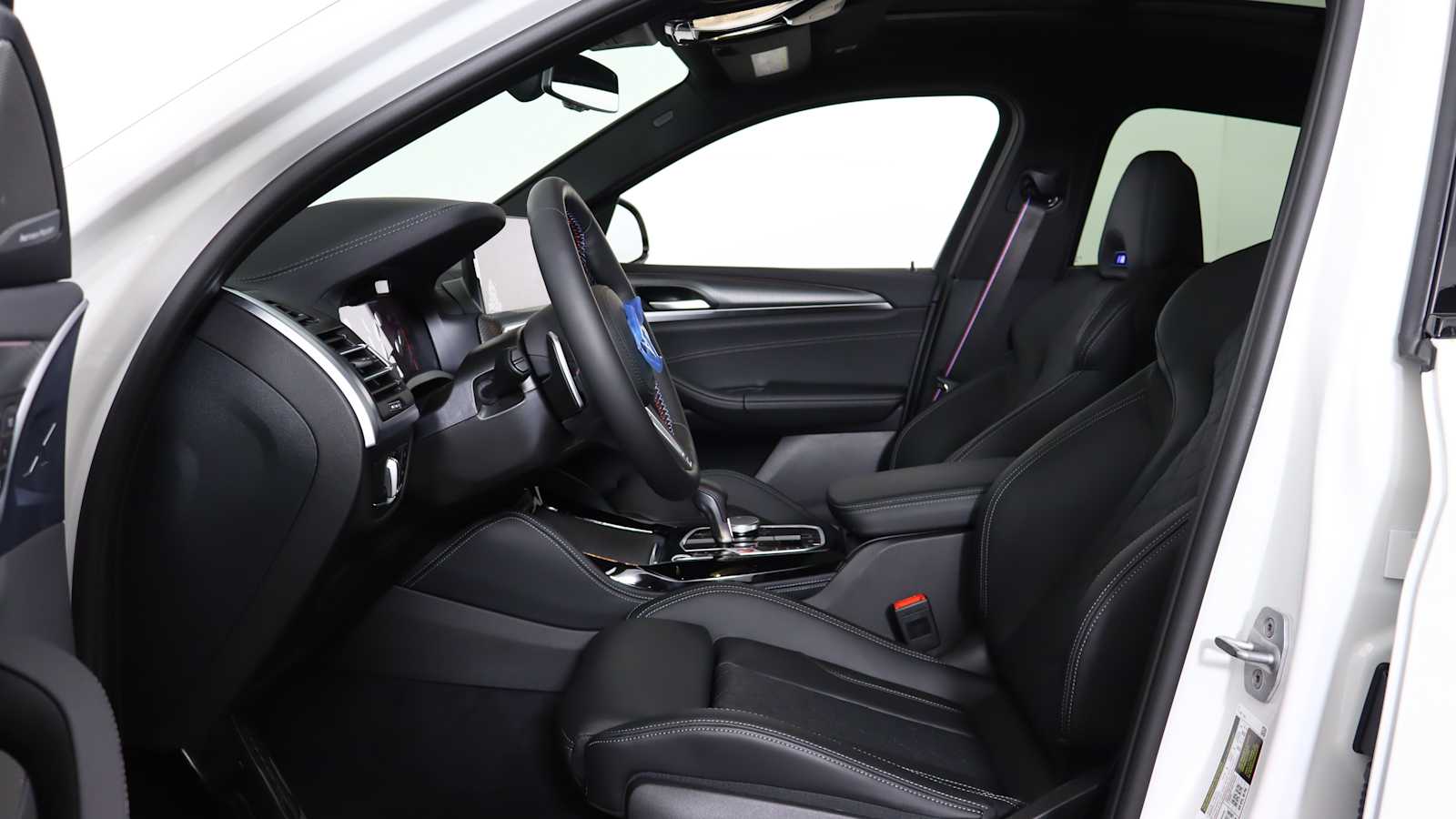 new 2025 BMW X4 M car, priced at $93,765