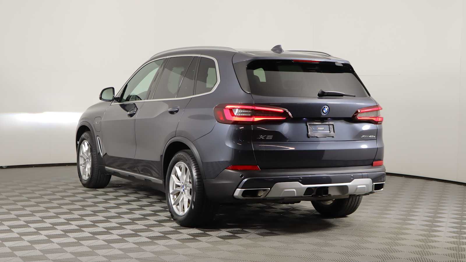 2022 Bmw X5 xDrive45e photo 4