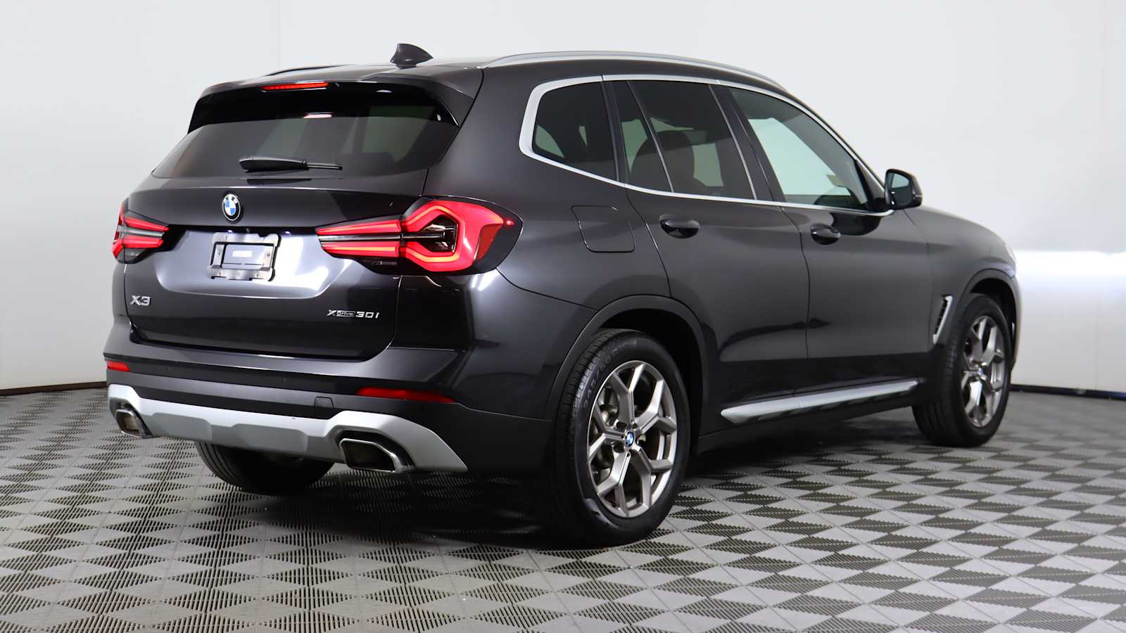 used 2023 BMW X3 car, priced at $38,731