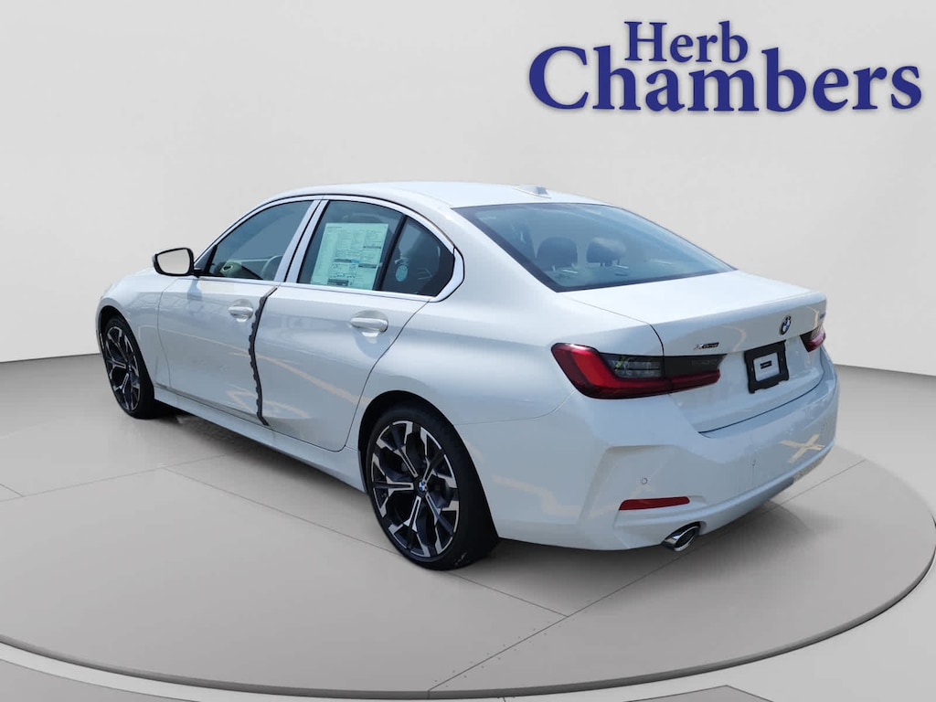 New 2026 BMW 330i xDrive Sedan