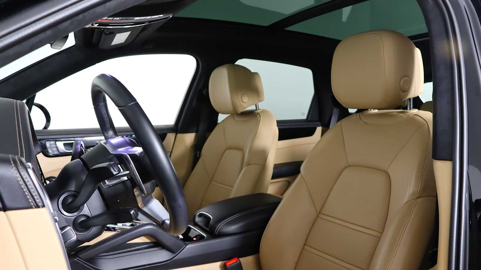 used 2023 Porsche Cayenne car, priced at $86,751