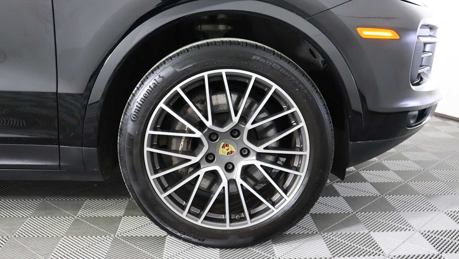 used 2022 Porsche Cayenne car, priced at $51,822