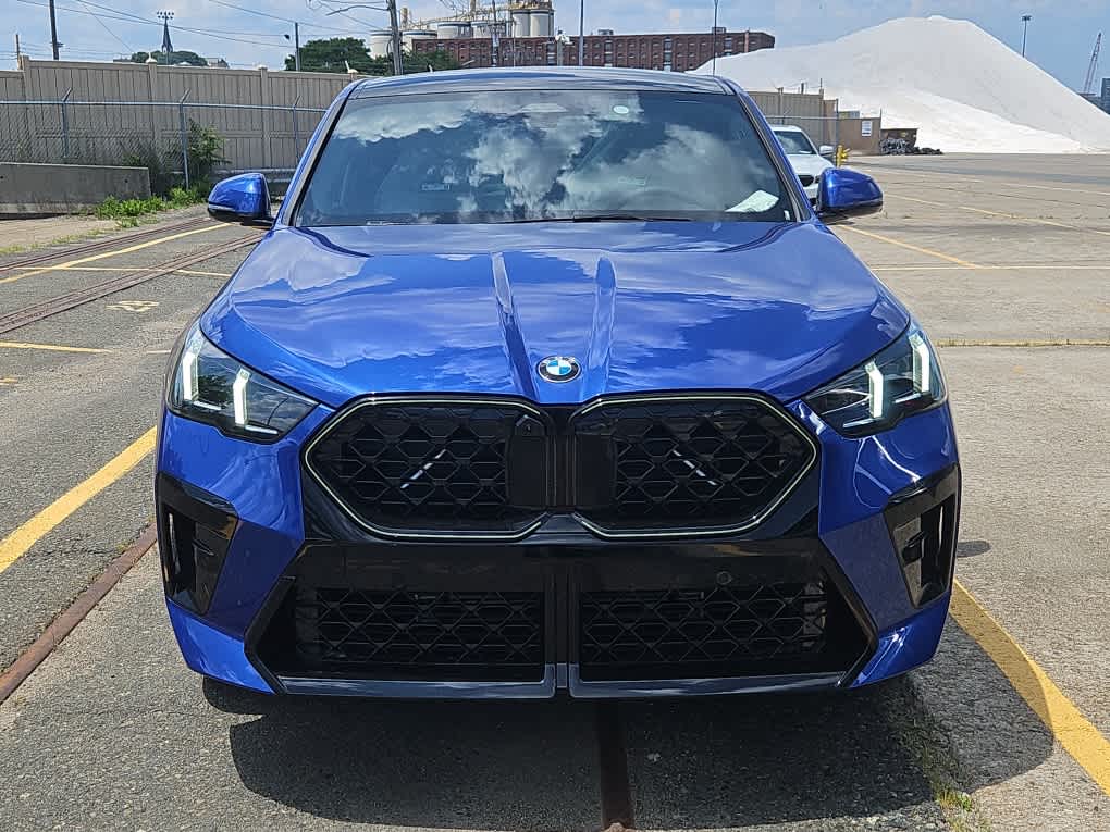 2025 Bmw X2 xDrive28i photo 2