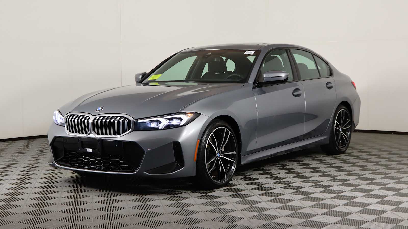 2023 Bmw 330i xDrive photo 3