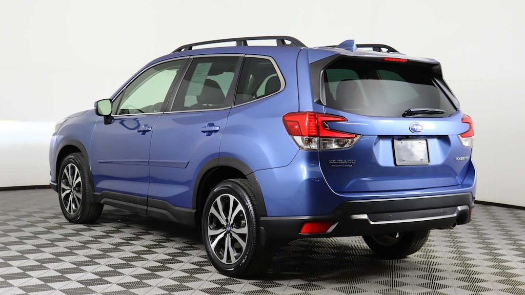 Used 2023 Subaru Forester Limited SUV