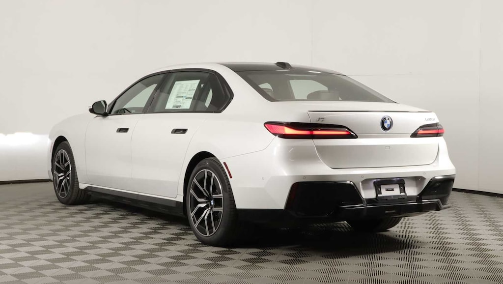 New 2026 BMW i7 xDrive60 Sedan