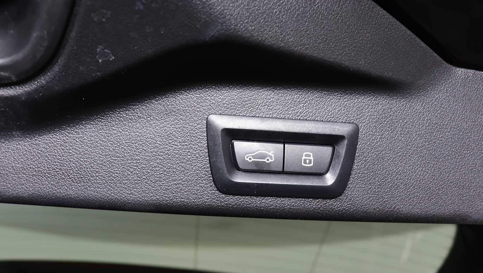 2025 BMW X5 50e - Photo 27