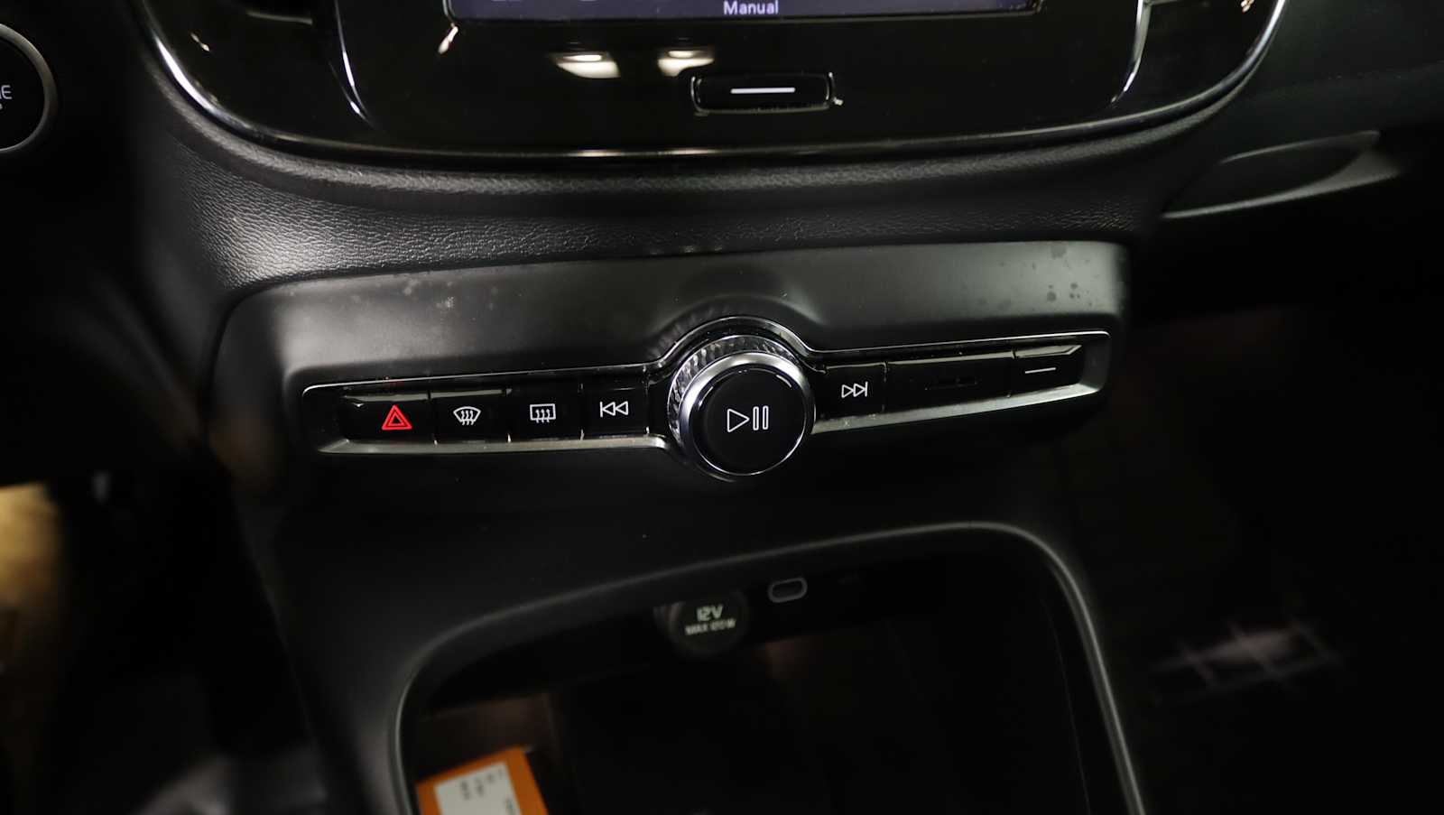 used 2023 Volvo XC40 car, priced at $29,775