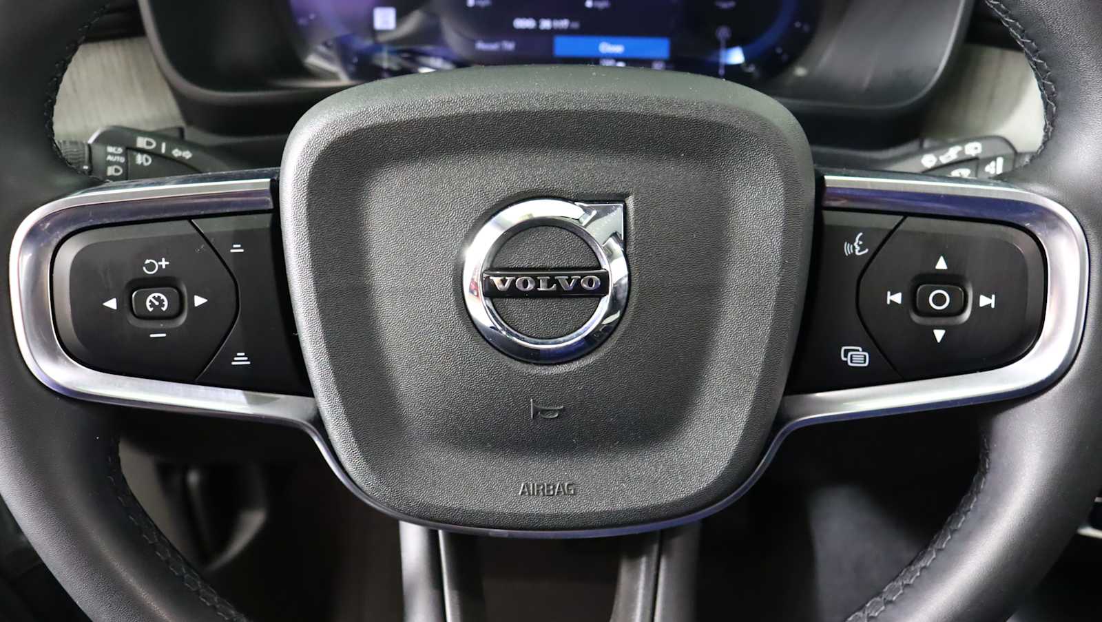 used 2024 Volvo XC40 car, priced at $29,957