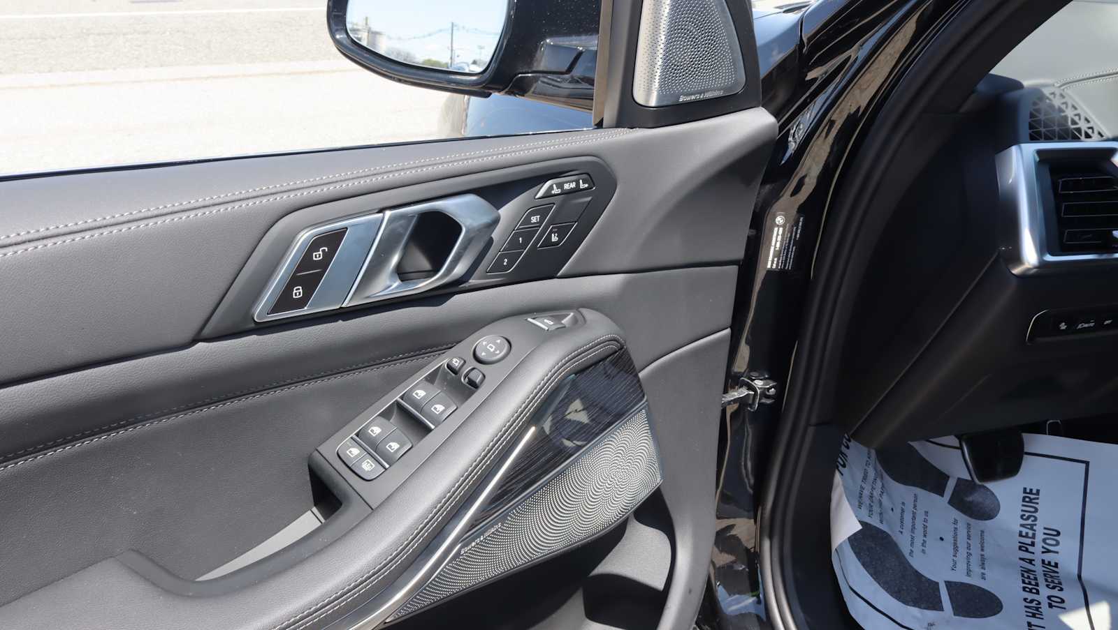new 2026 BMW X7 car, priced at $99,965