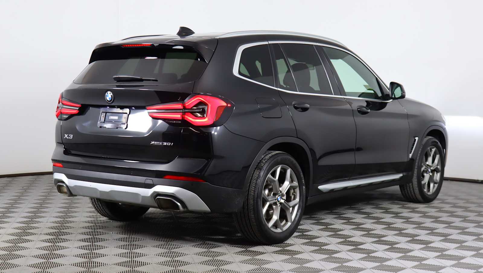 used 2023 BMW X3 car, priced at $36,657