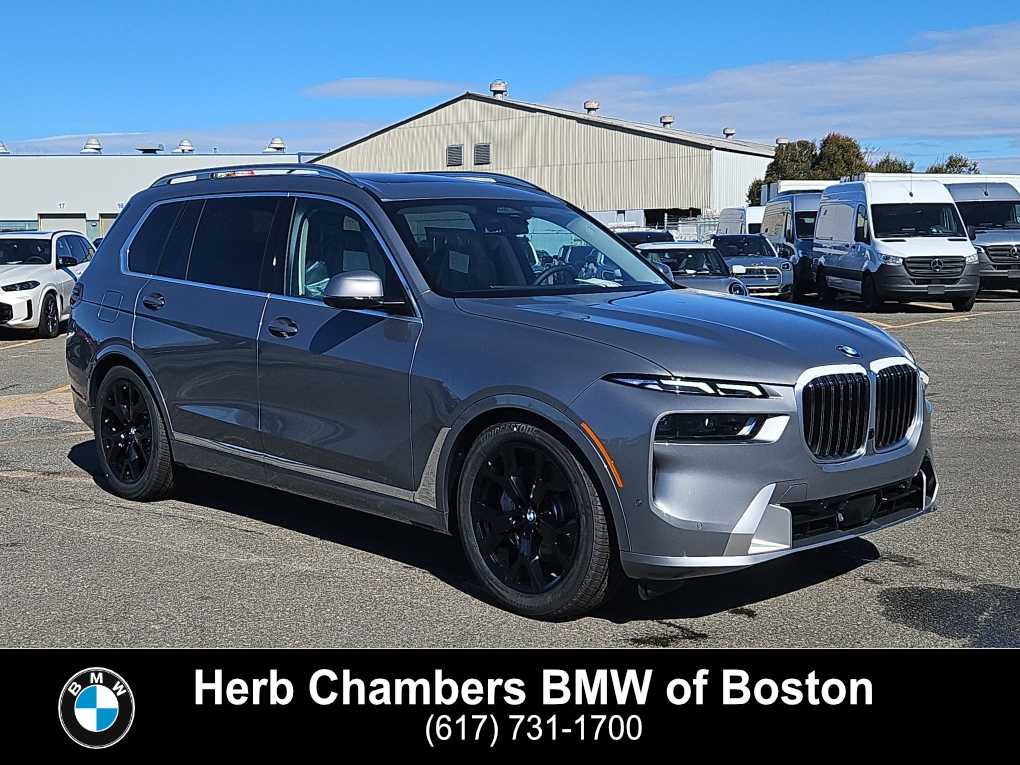 2026 BMW X7 40i's photo