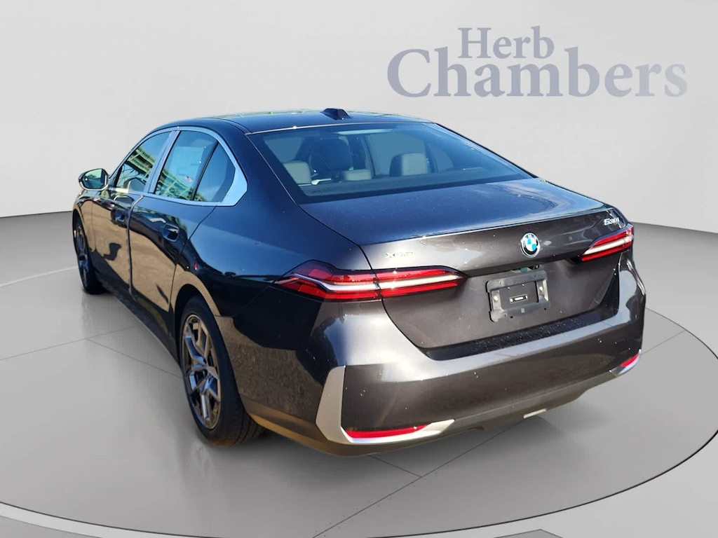 New 2027 BMW 530i xDrive Sedan