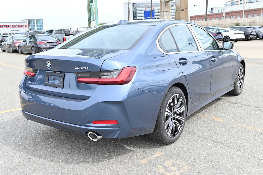 New 2026 BMW 330i xDrive Sedan