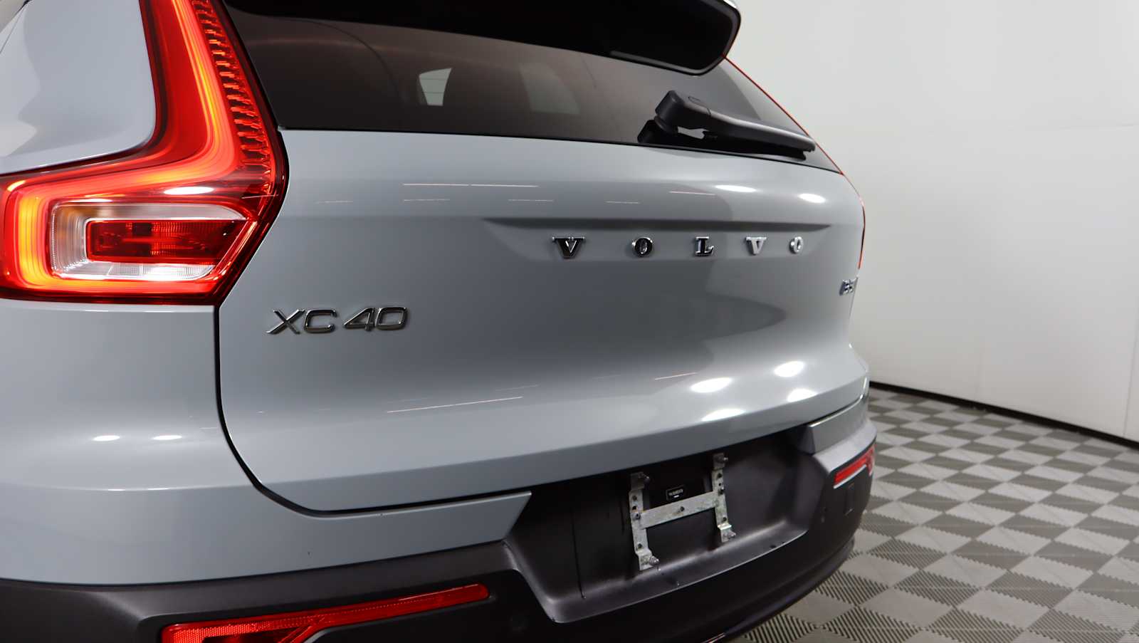 used 2024 Volvo XC40 car, priced at $29,957