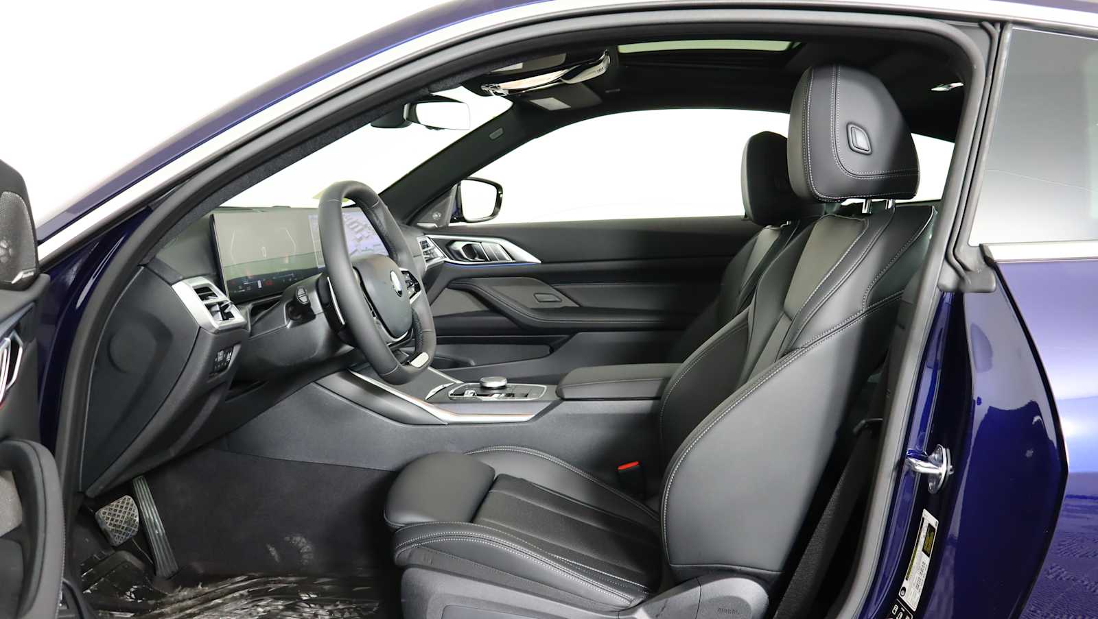 2026 BMW 4 Series 430i - Photo 11