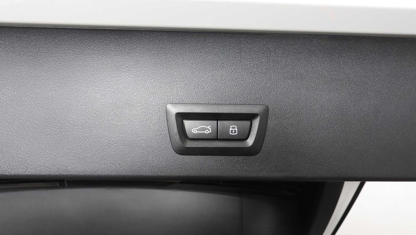 2025 BMW X3 30 - Photo 26