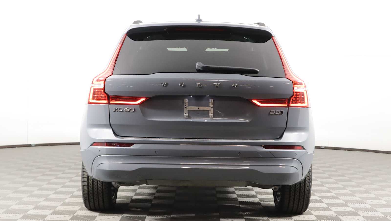 used 2022 Volvo XC60 car, priced at $25,979