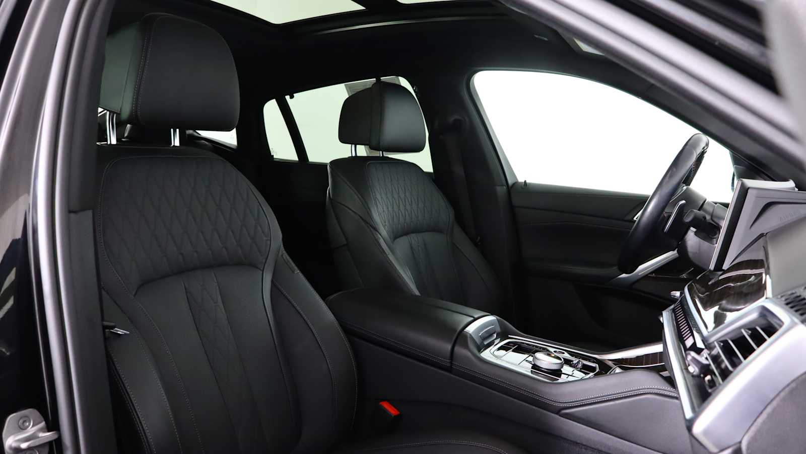 used 2024 BMW X6 car, priced at $73,697