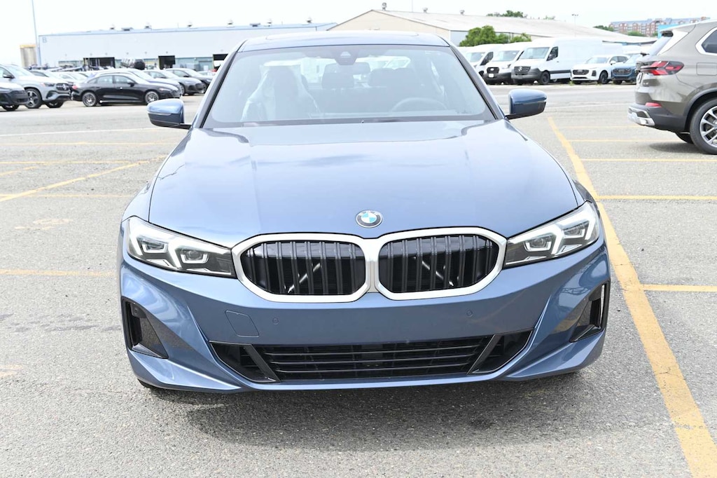 New 2026 BMW 330i xDrive Sedan