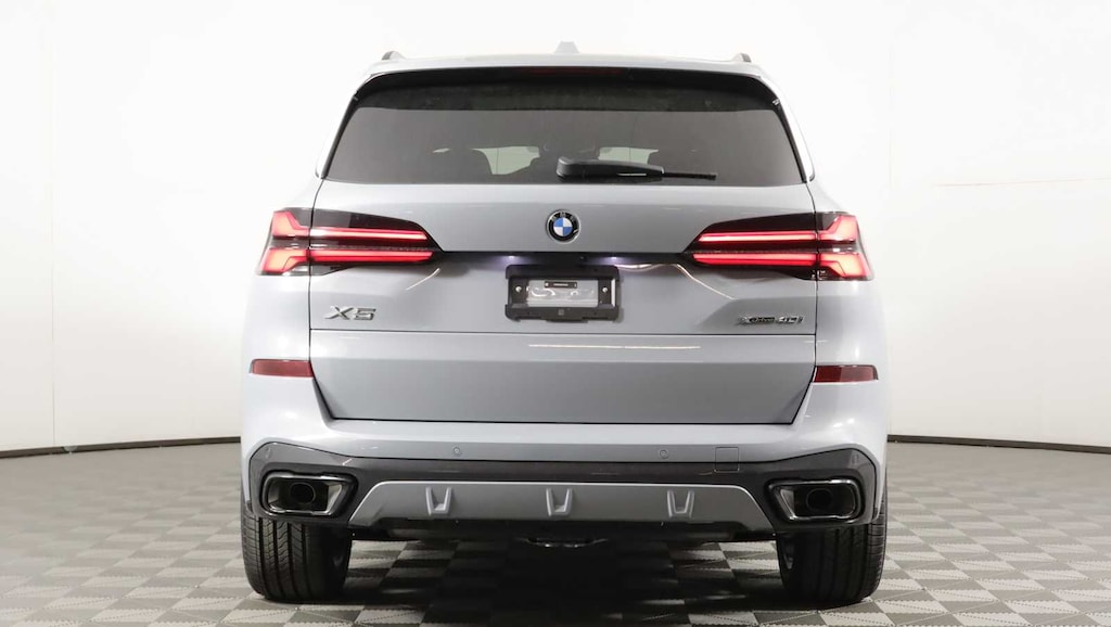 New 2026 BMW X5 xDrive40i SUV