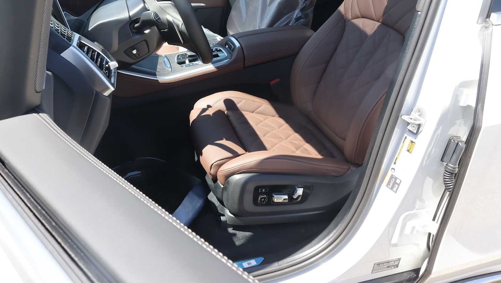 New 2026 BMW X5 PHEV xDrive50e SUV