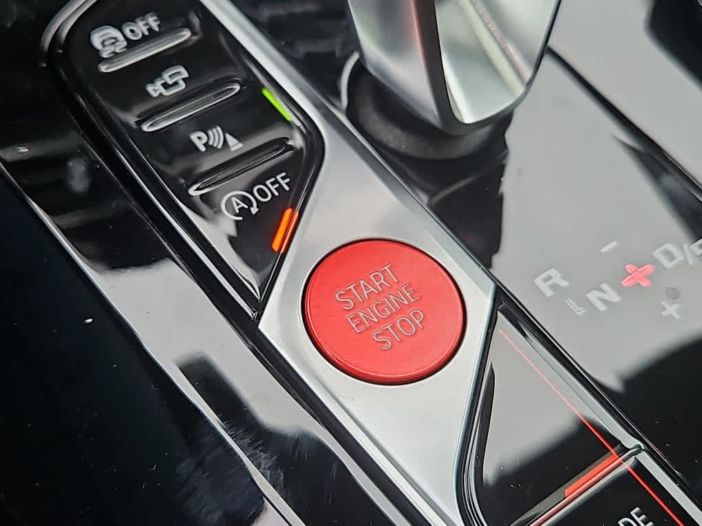 new 2025 BMW X4 M car, priced at $94,415