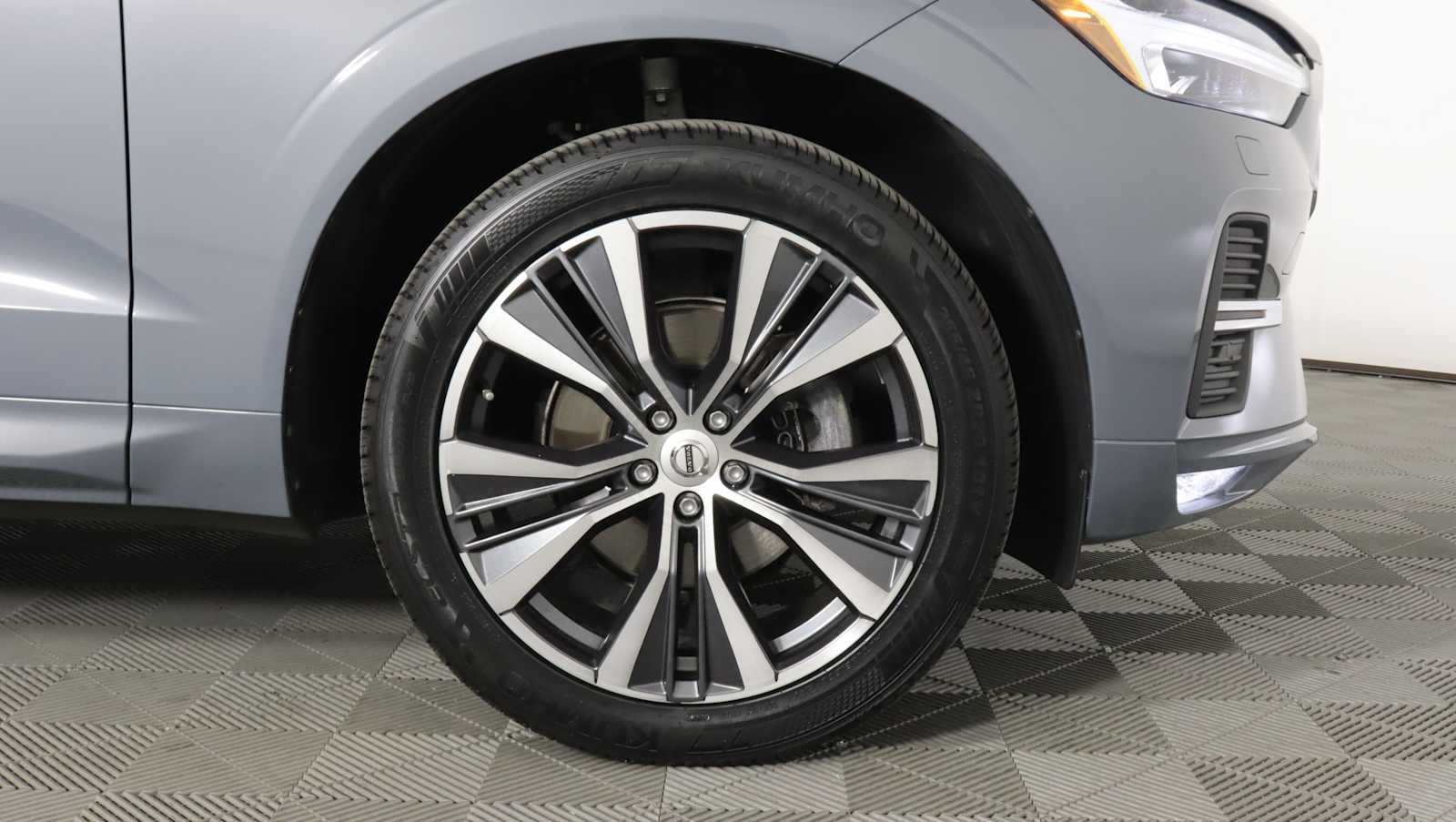 used 2022 Volvo XC60 car, priced at $25,979