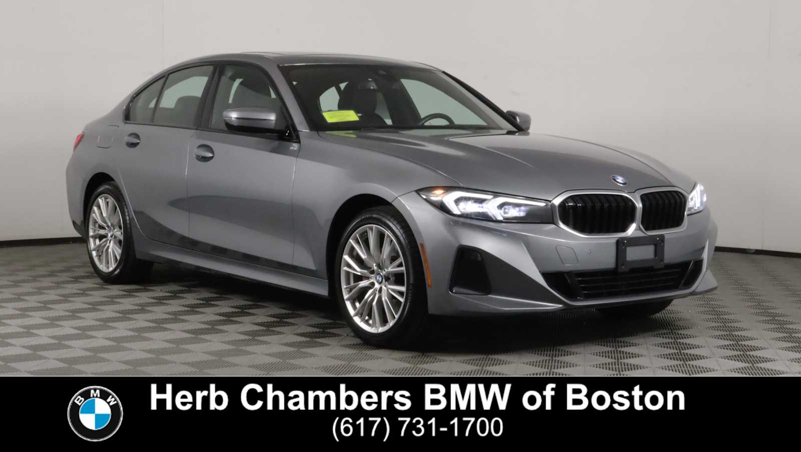 2023 BMW 3 Series 330i xDrive Sedan's photo
