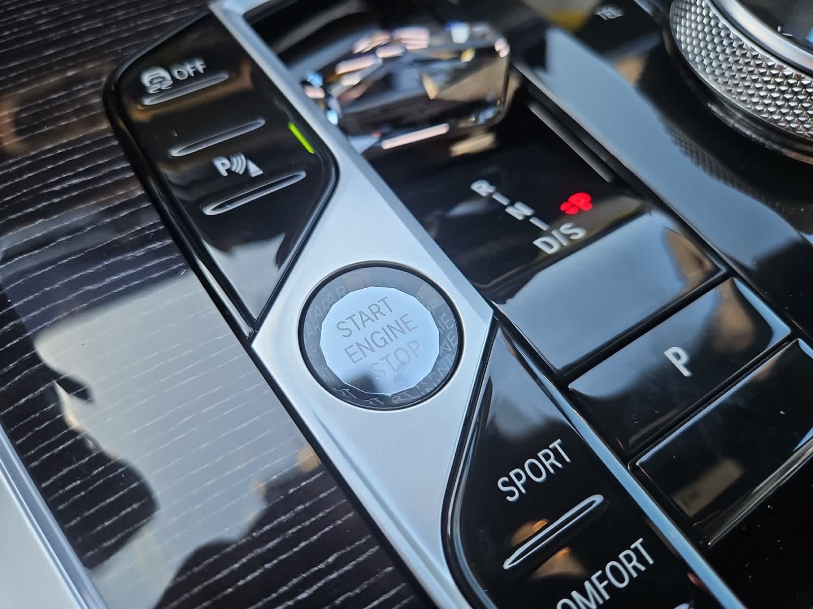 new 2026 BMW X7 car, priced at $105,700