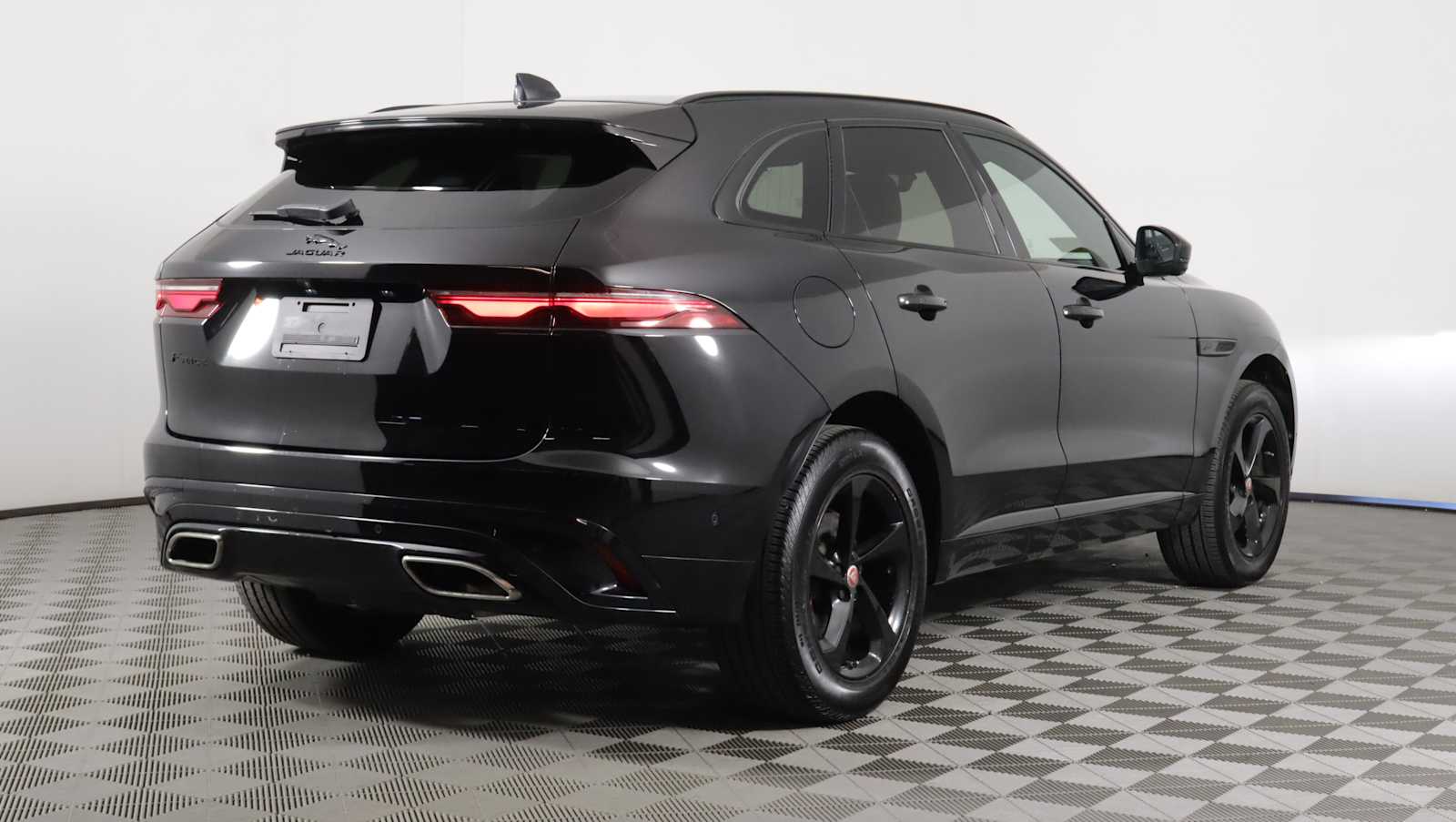 2021 Jaguar F-Pace S - Photo 6