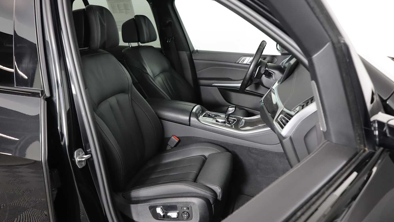 used 2022 BMW X5 car, priced at $45,267