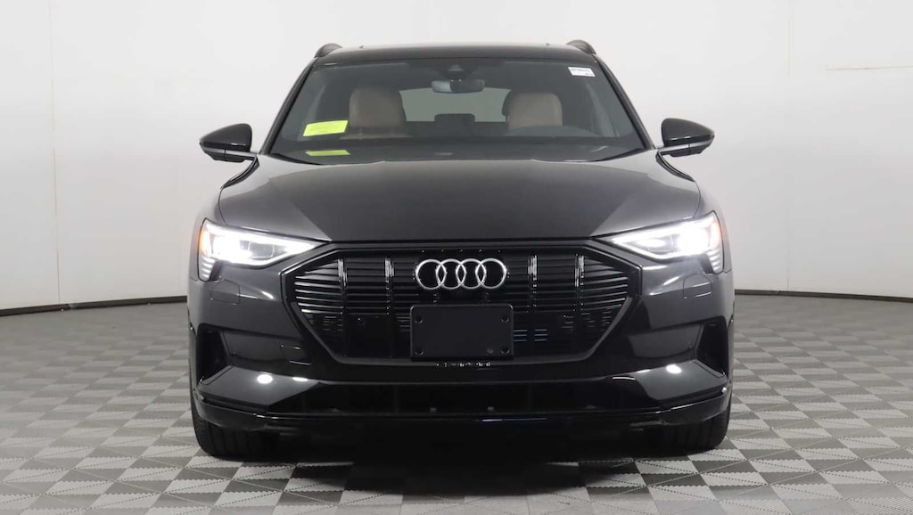 Used 2022 Audi e-tron Premium Plus SUV