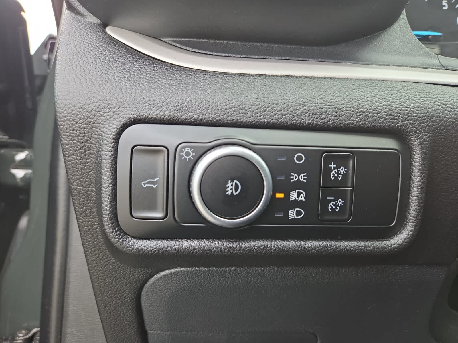 2023 Ford Explorer XLT - Photo 32