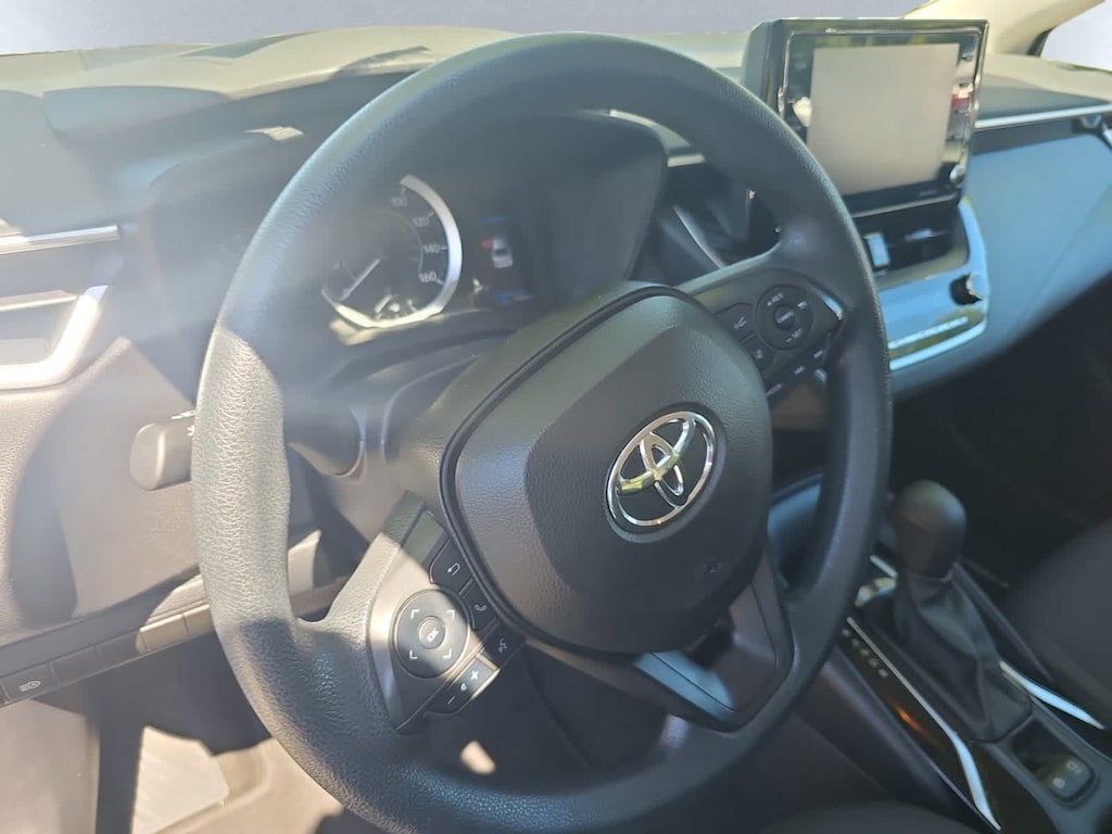 Used 2022 Toyota Corolla LE Sedan