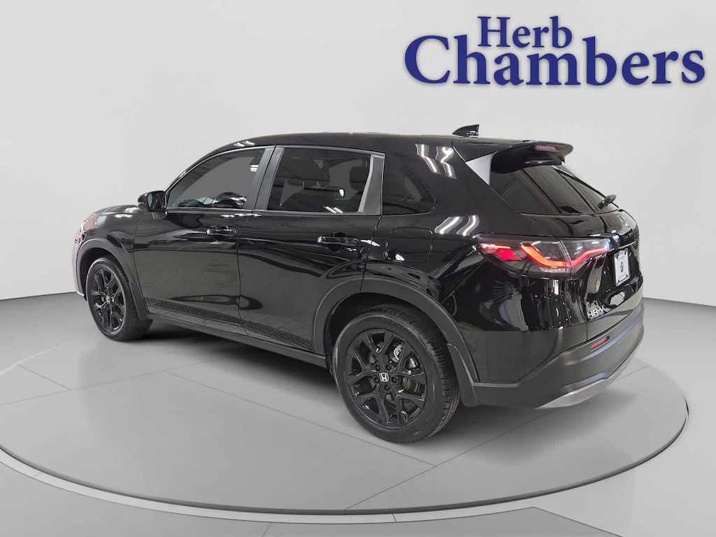 Used 2024 Honda HR-V Sport w/BSI SUV