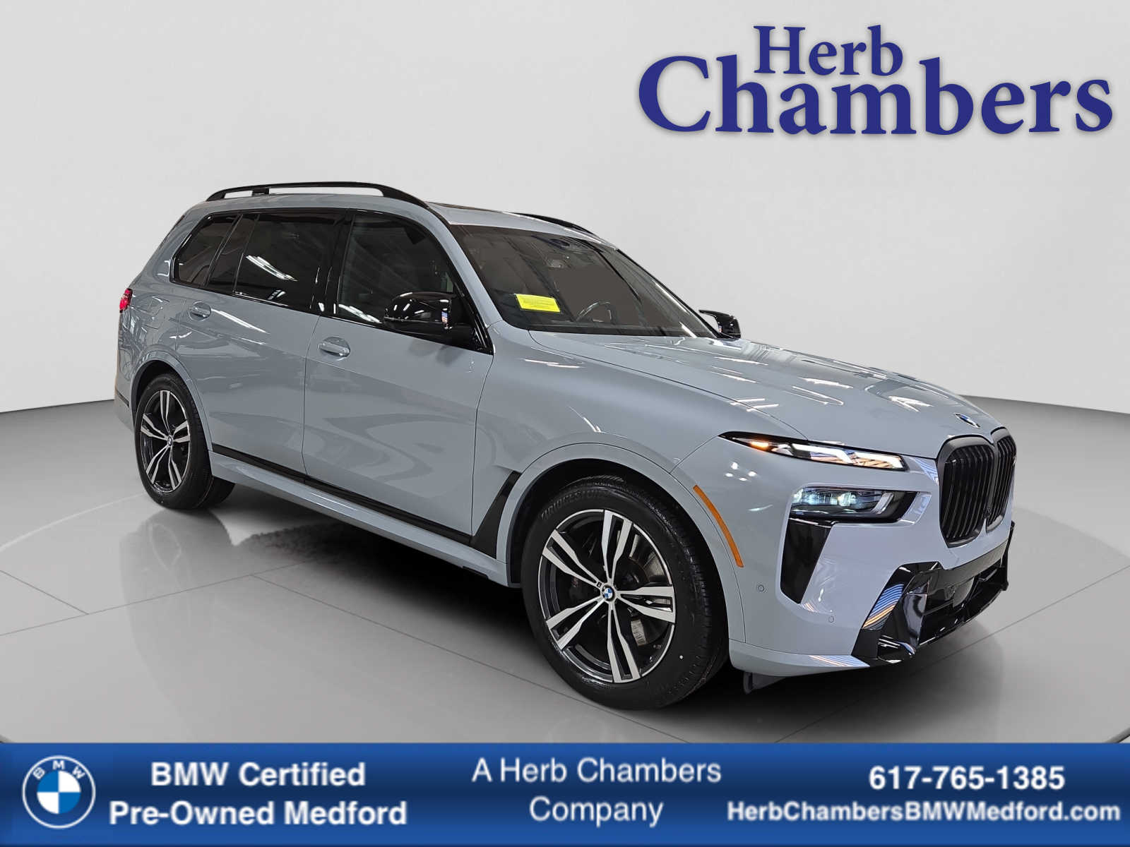 2023 BMW X7 M60i's photo