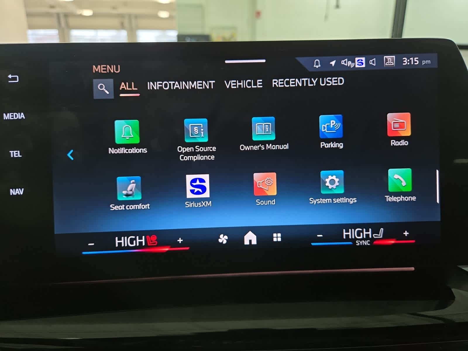 2025 BMW X1 28i - Photo 22