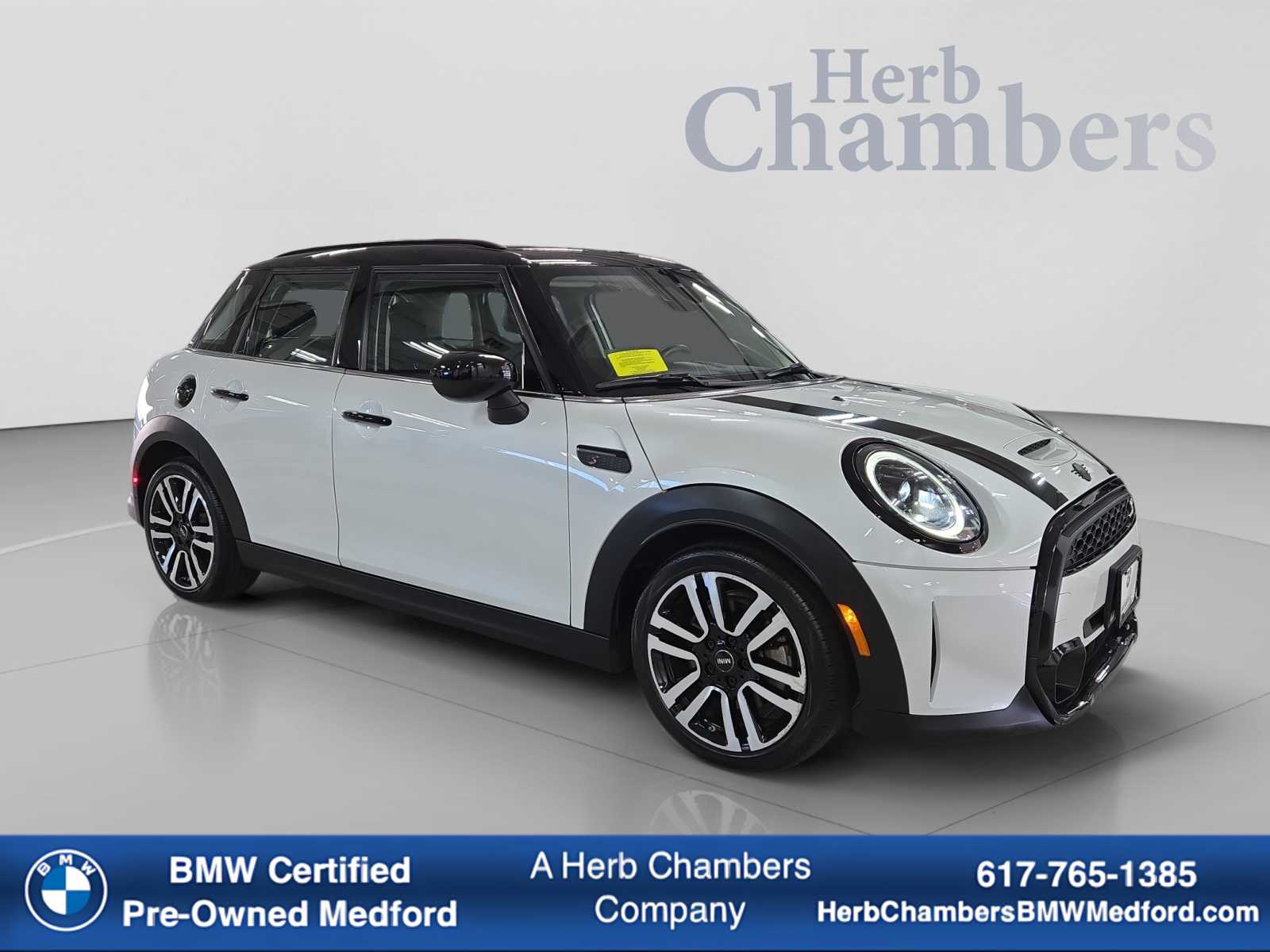2024 MINI Hardtop 4 Door