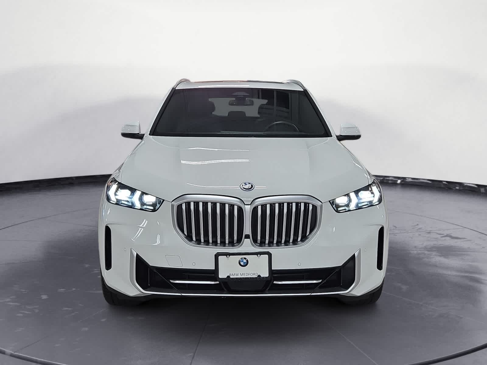 2025 Bmw X5 xDrive50e photo 2