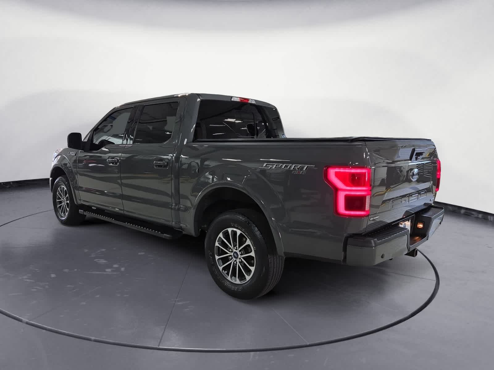 2020 Ford F-150 Lariat photo 3