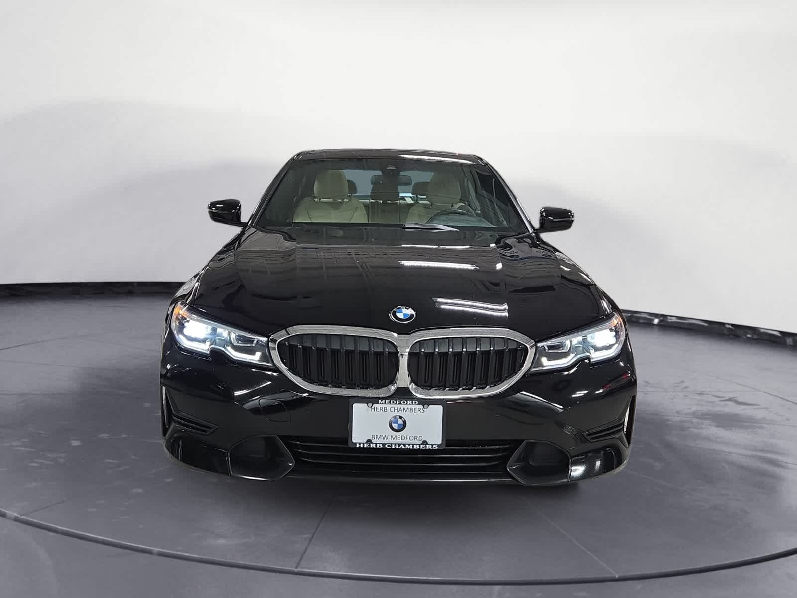 2021 Bmw 330i xDrive photo 2