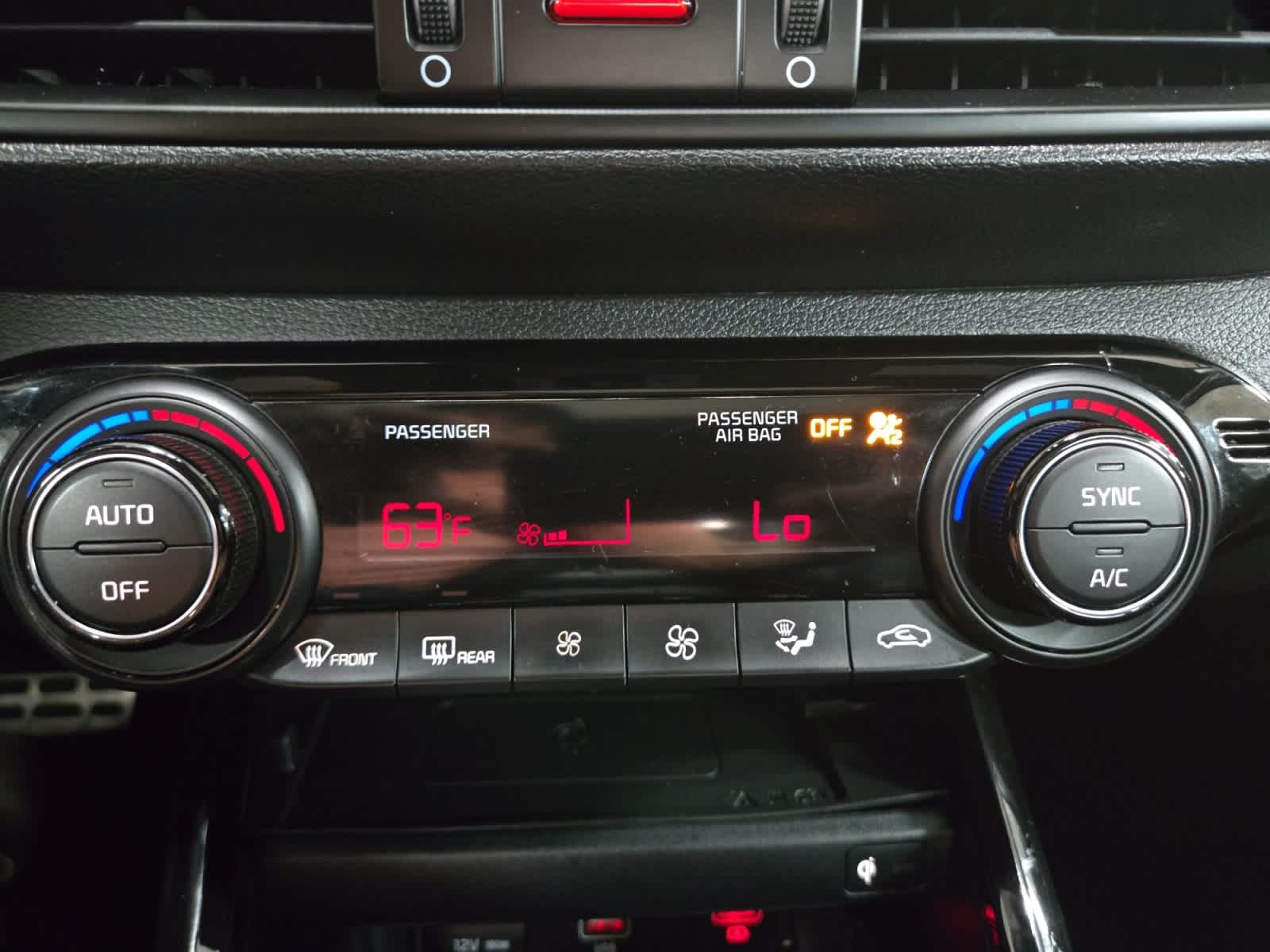 2023 Kia Forte GT - Photo 25