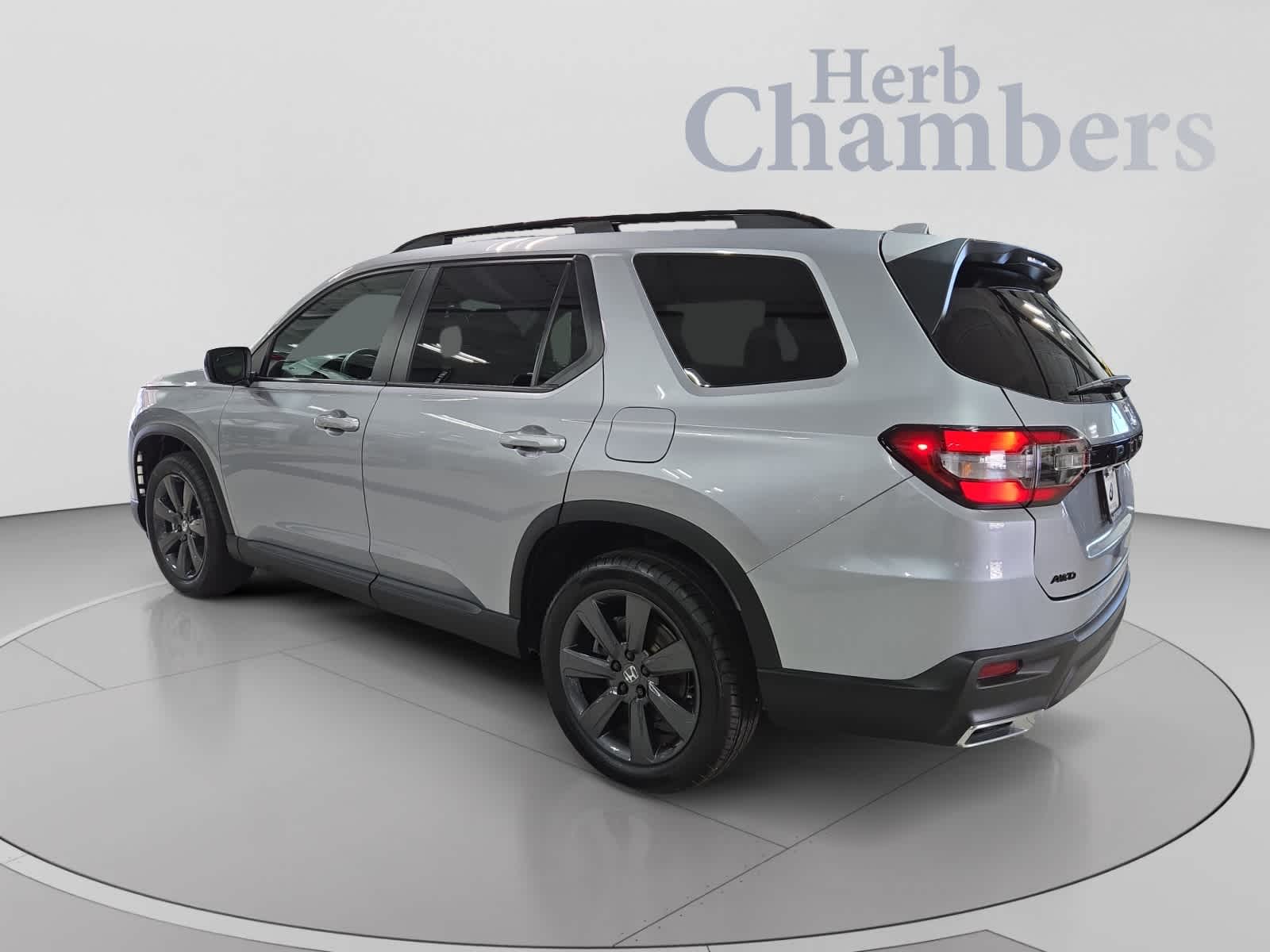 2025 Honda Pilot Sport - Photo 3