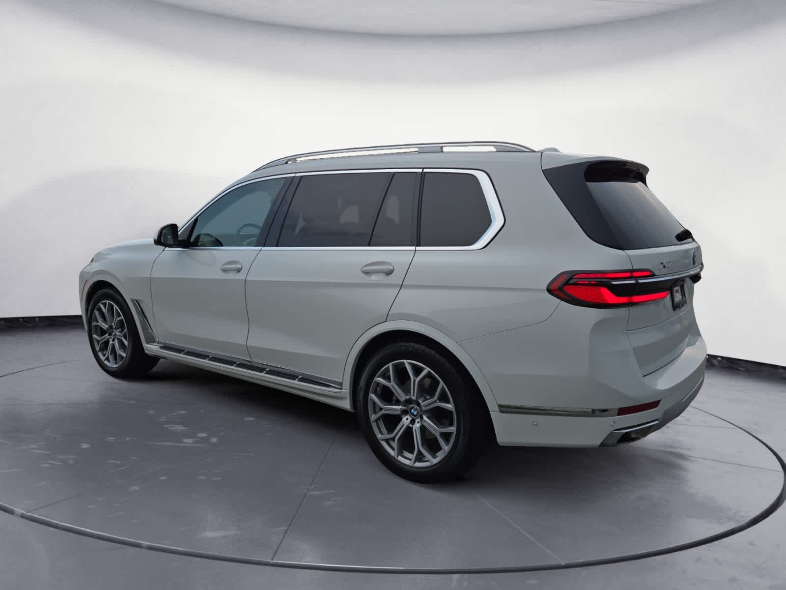 2025 Bmw X7 xDrive40i photo 3